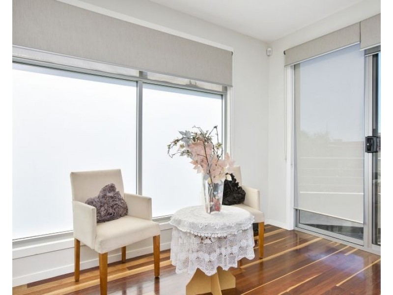 24 Ninth Avenue, Rosebud VIC 3939