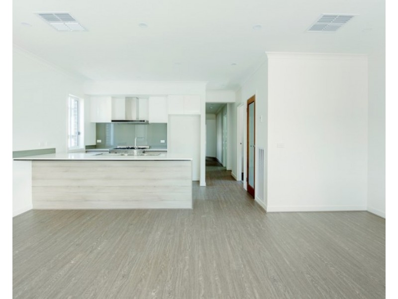 12B Higgins Street, Safety Beach VIC 3936