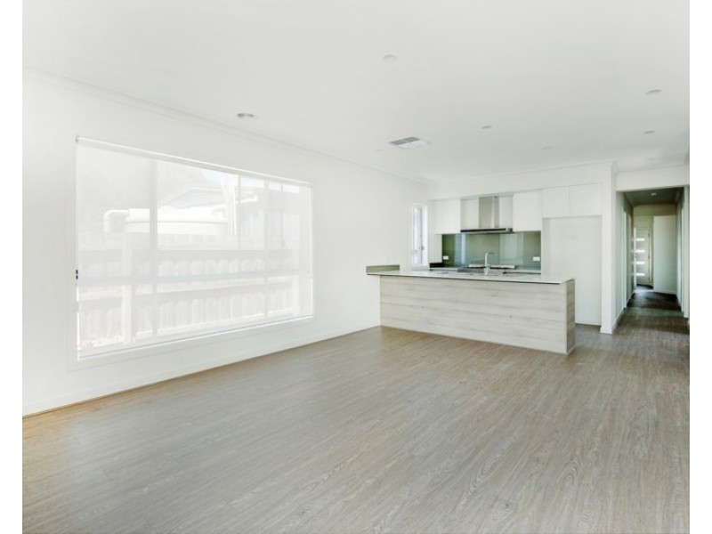 12B Higgins Street, Safety Beach VIC 3936