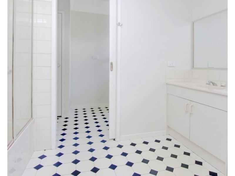 38B Banksia Place, Rosebud VIC 3939