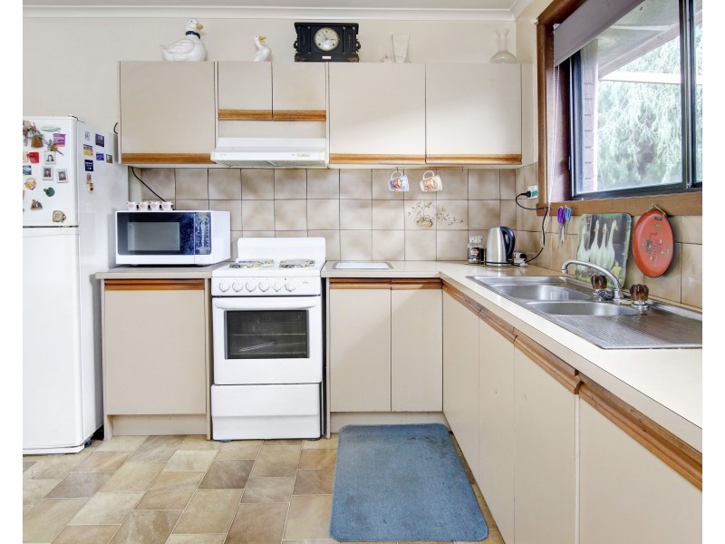 11 Bromley Street, Rosebud VIC 3939