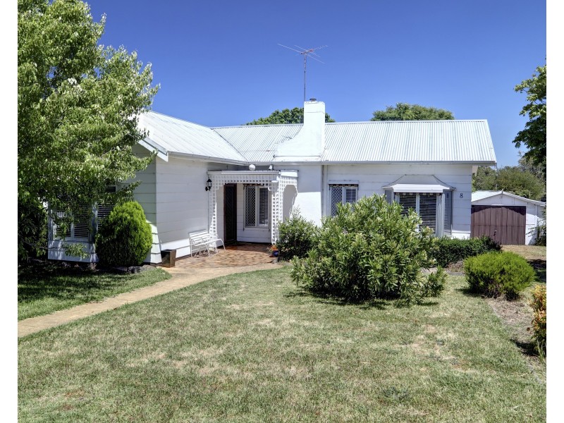 8-10 Foam Street, Rosebud VIC 3939