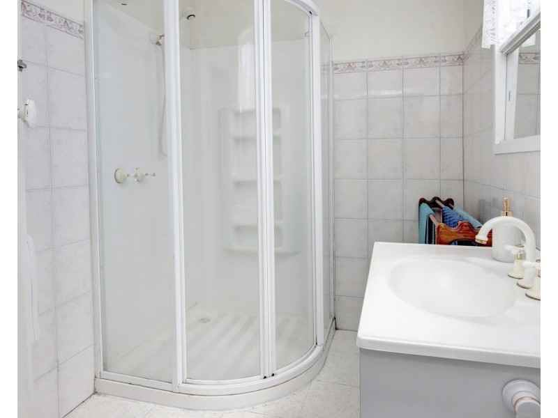 8-10 Foam Street, Rosebud VIC 3939