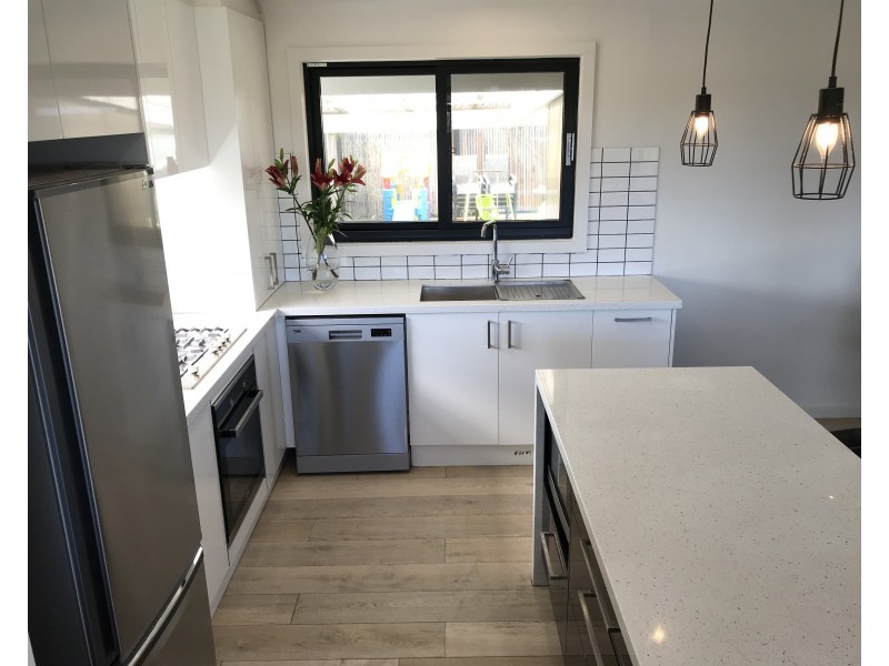 11 Louise Street, Rye VIC 3941