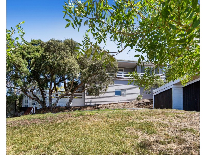 11 Louise Street, Rye VIC 3941