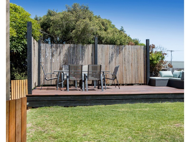 11 Louise Street, Rye VIC 3941