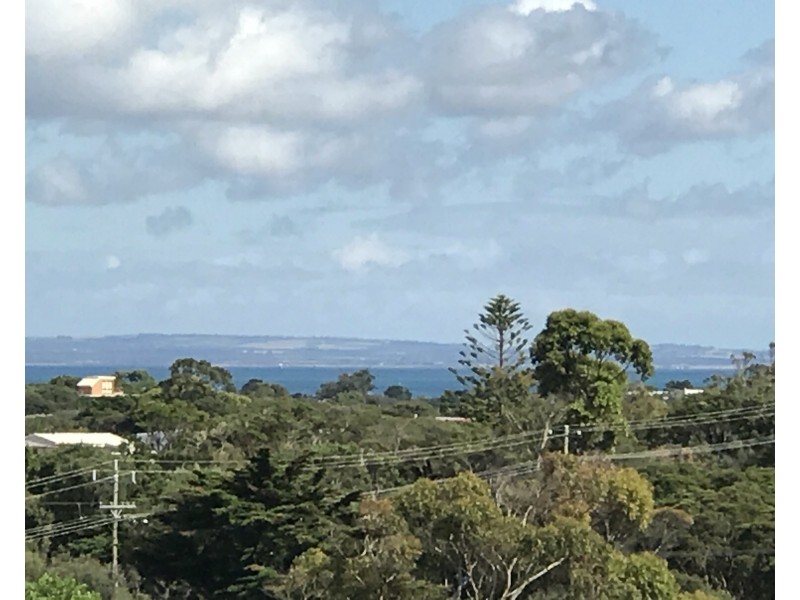 11 Louise Street, Rye VIC 3941