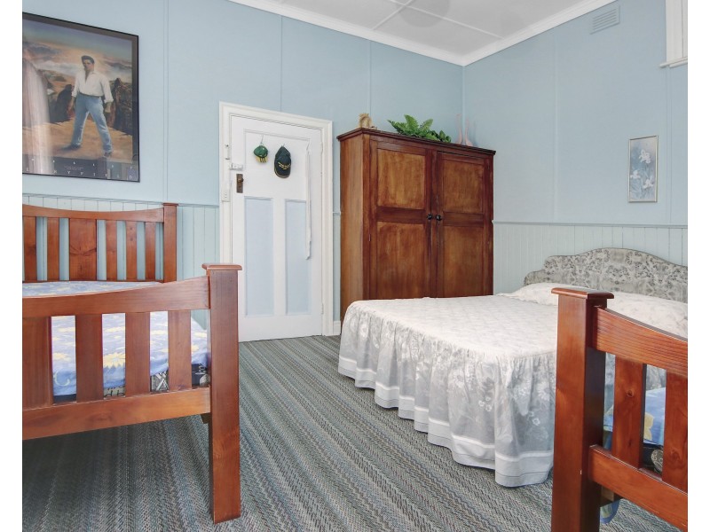 54 Fifth Avenue, Rosebud VIC 3939