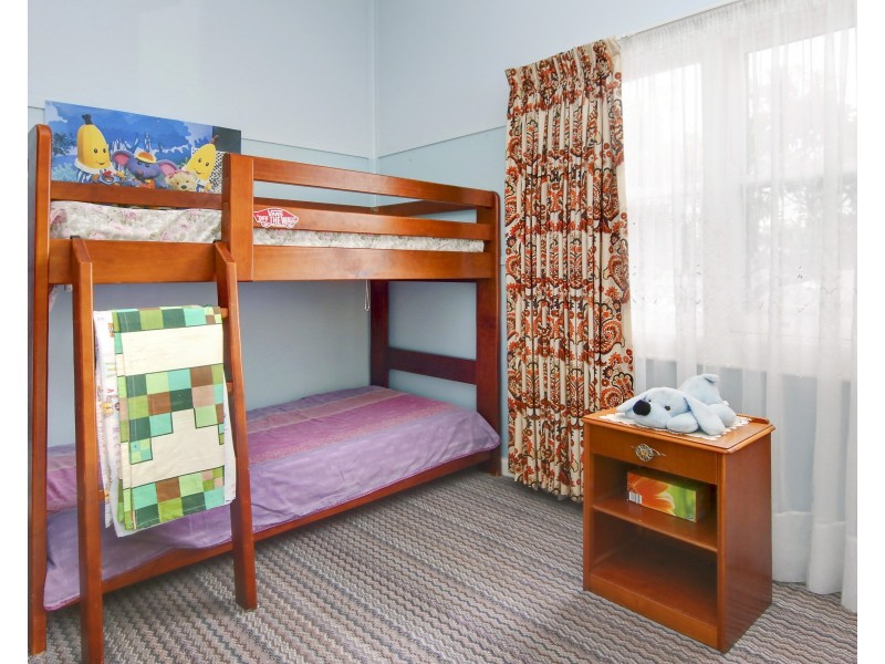 54 Fifth Avenue, Rosebud VIC 3939