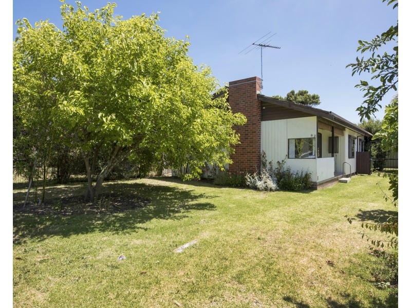 82 Warranilla Avenue, Rosebud VIC 3939