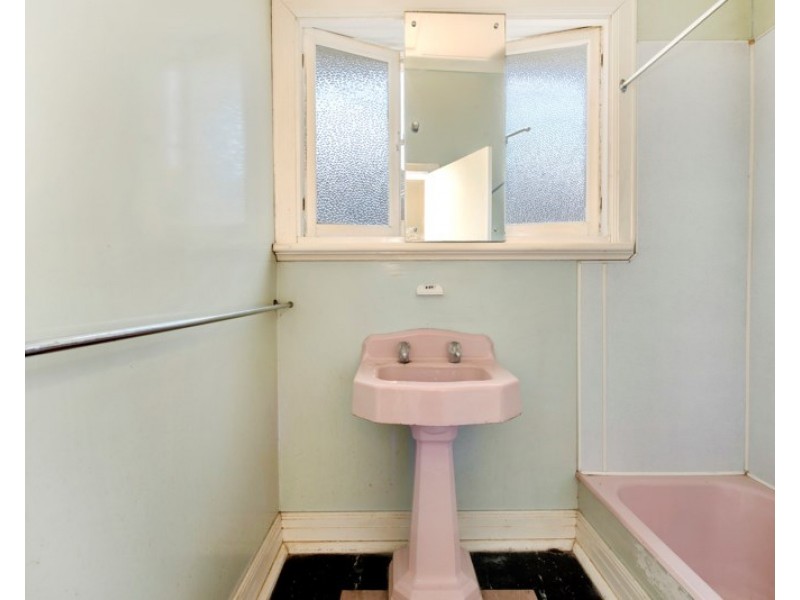 84 Warranilla Avenue, Rosebud VIC 3939