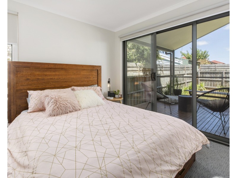 26 Sixth Avenue, Rosebud VIC 3939