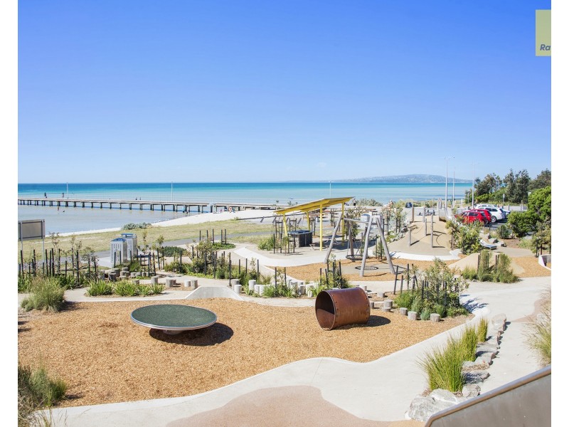 26 Sixth Avenue, Rosebud VIC 3939