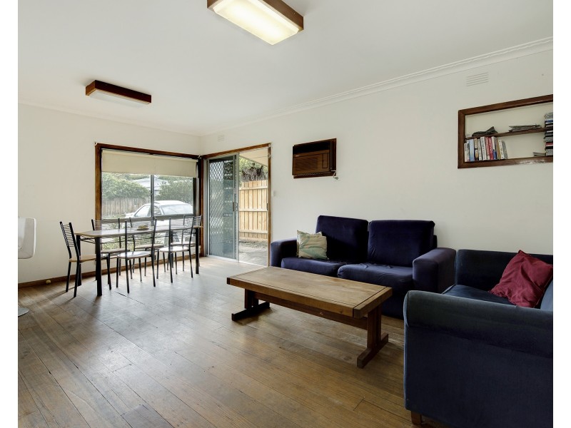 111 Ninth Avenue, Rosebud VIC 3939