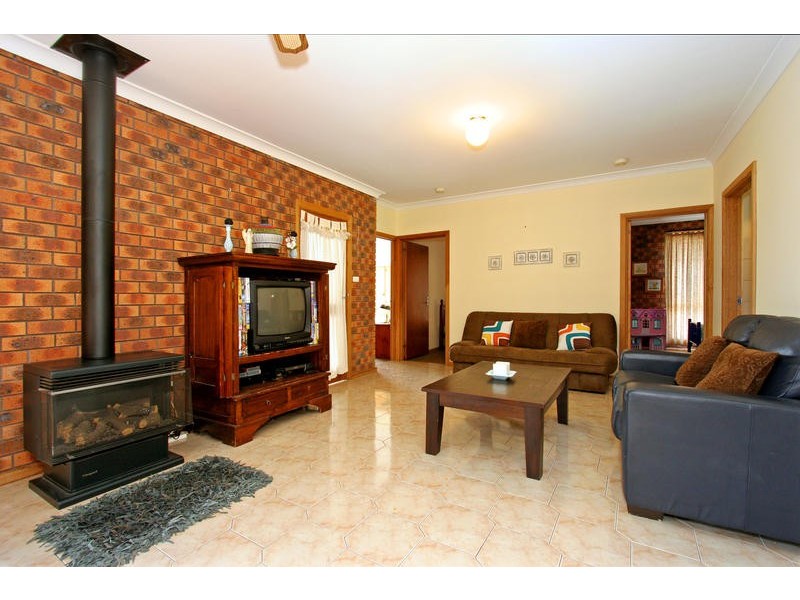13 Surrey Street, Mccrae VIC 3938