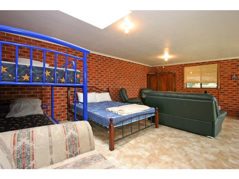 13 Surrey Street, Mccrae VIC 3938
