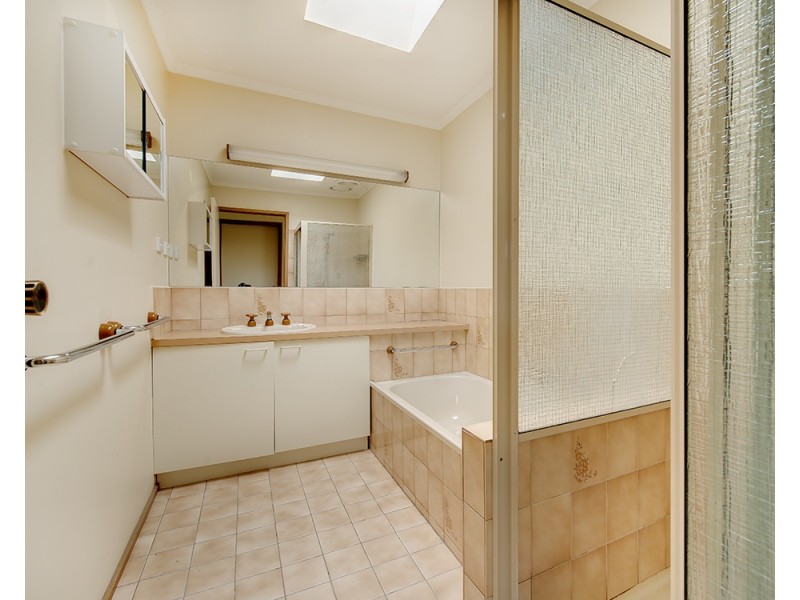 2/72 First Avenue, Rosebud VIC 3939