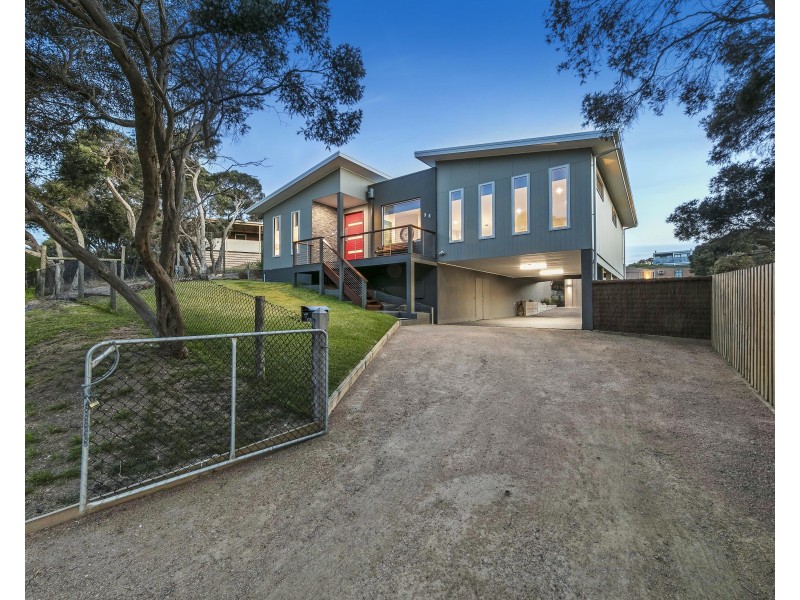 17 Sara Street, Rye VIC 3941