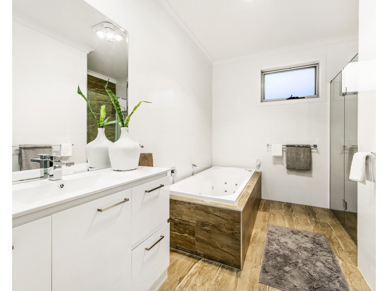 17 Sara Street, Rye VIC 3941