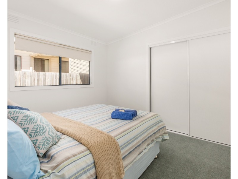 14 Overlea Avenue, Rosebud VIC 3939