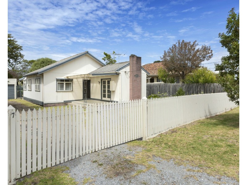 17 Darvall Street, Tootgarook VIC 3941