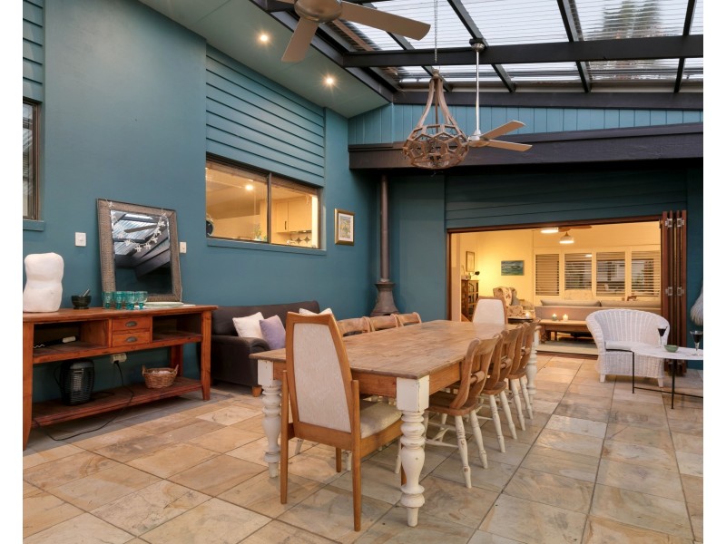 2 Chunar Grove, Mccrae VIC 3938