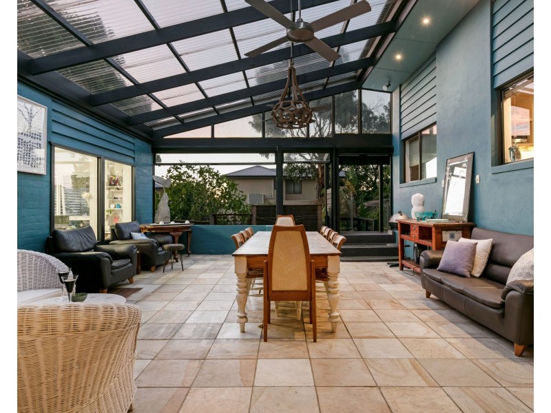 2 Chunar Grove, Mccrae VIC 3938