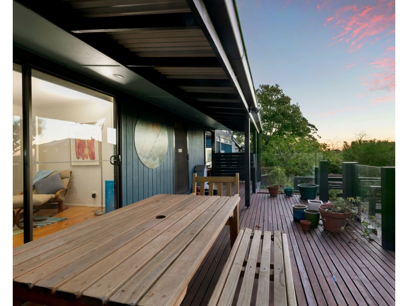 2 Chunar Grove, Mccrae VIC 3938