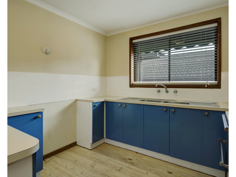 125 Sixth Avenue, Rosebud VIC 3939