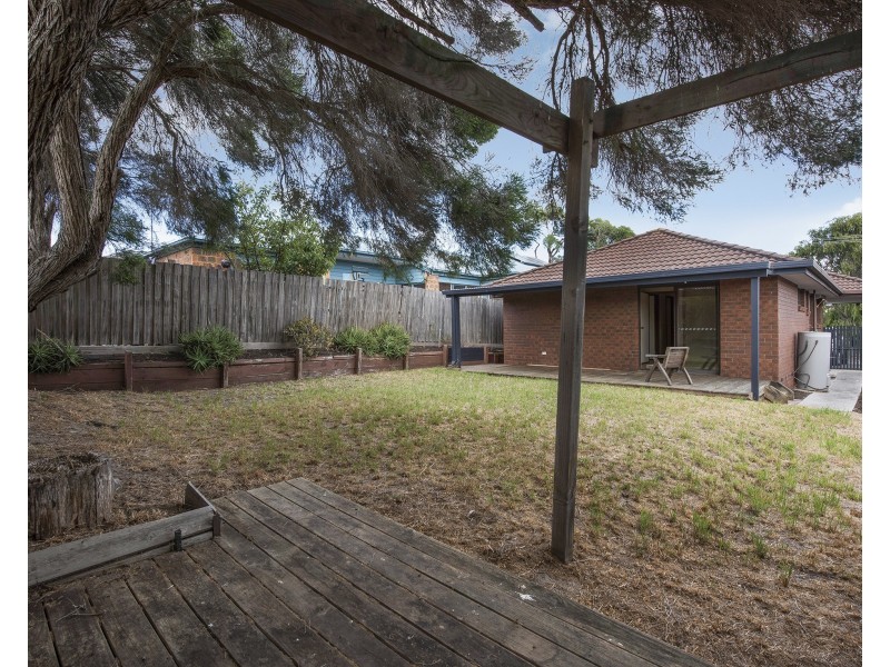 125 Sixth Avenue, Rosebud VIC 3939