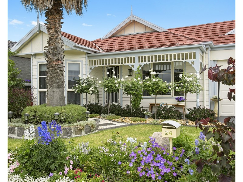 24 Mount Arthur Avenue, Rosebud VIC 3939