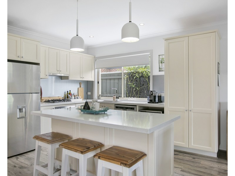 24 Mount Arthur Avenue, Rosebud VIC 3939