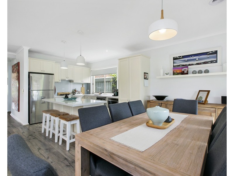 24 Mount Arthur Avenue, Rosebud VIC 3939