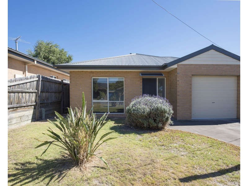 108 Fifth Avneue, Rosebud VIC 3939