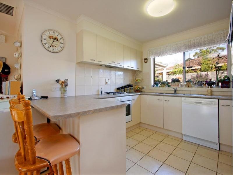 58 Hayes Avenue, Rosebud VIC 3939