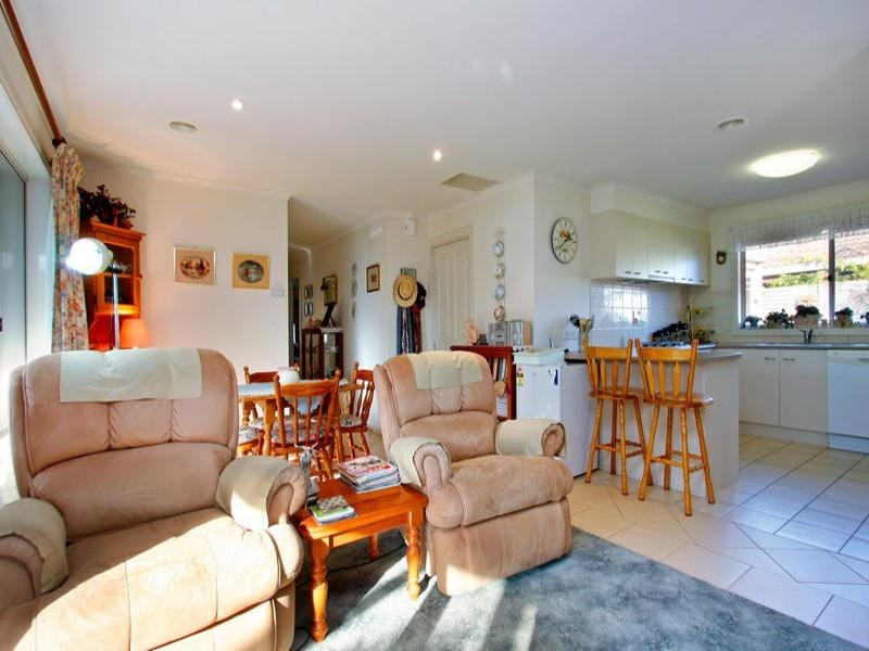 58 Hayes Avenue, Rosebud VIC 3939