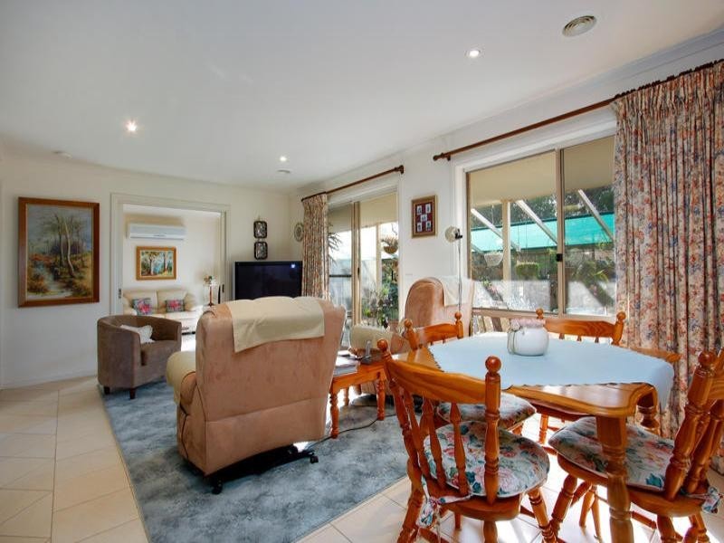 58 Hayes Avenue, Rosebud VIC 3939