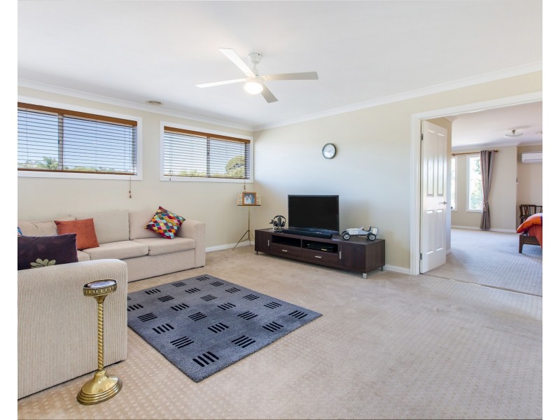 12 Lovely Meadows Court, Rosebud VIC 3939
