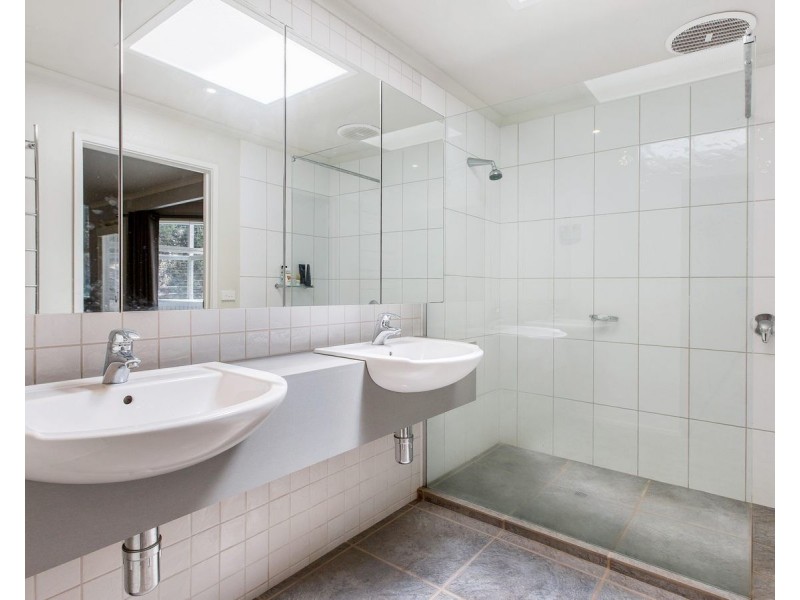 15 Caxton Street, Blairgowrie VIC 3942