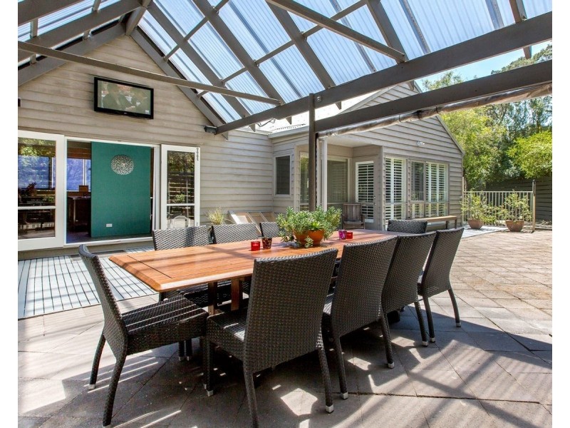 15 Caxton Street, Blairgowrie VIC 3942