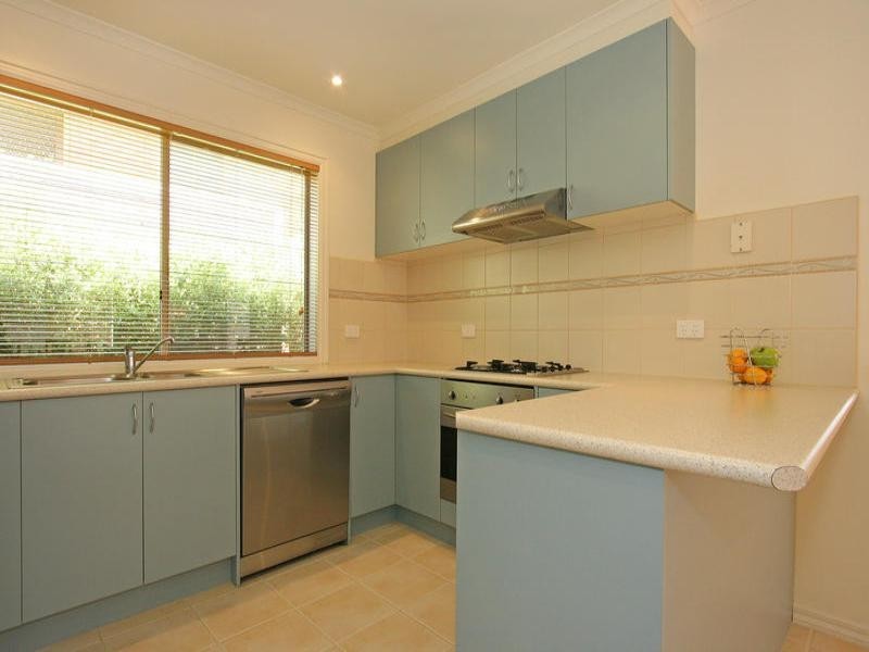 109 Third Avenue, Rosebud VIC 3939