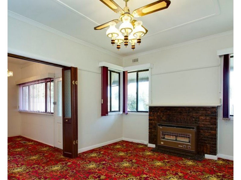 39 First Avenue, Rosebud VIC 3939