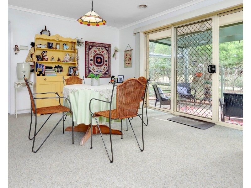 2 Banksia Place, Rosebud VIC 3939