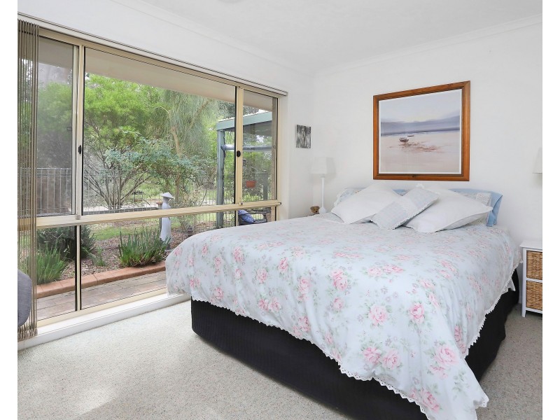 2 Banksia Place, Rosebud VIC 3939