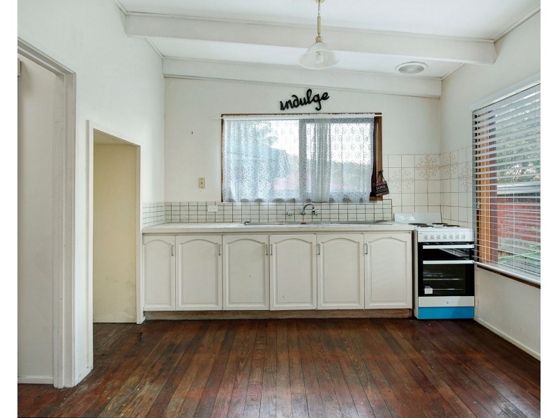 25 Warrain Avenue, Rosebud VIC 3939