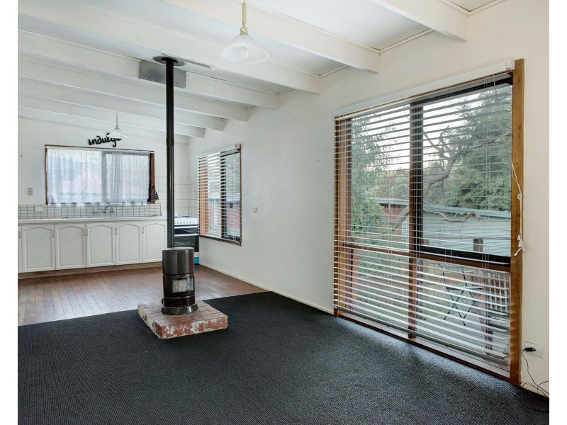 25 Warrain Avenue, Rosebud VIC 3939