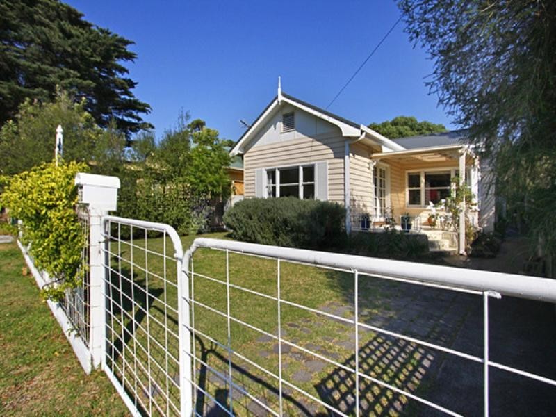 58 Seventh Avenue, Rosebud VIC 3939