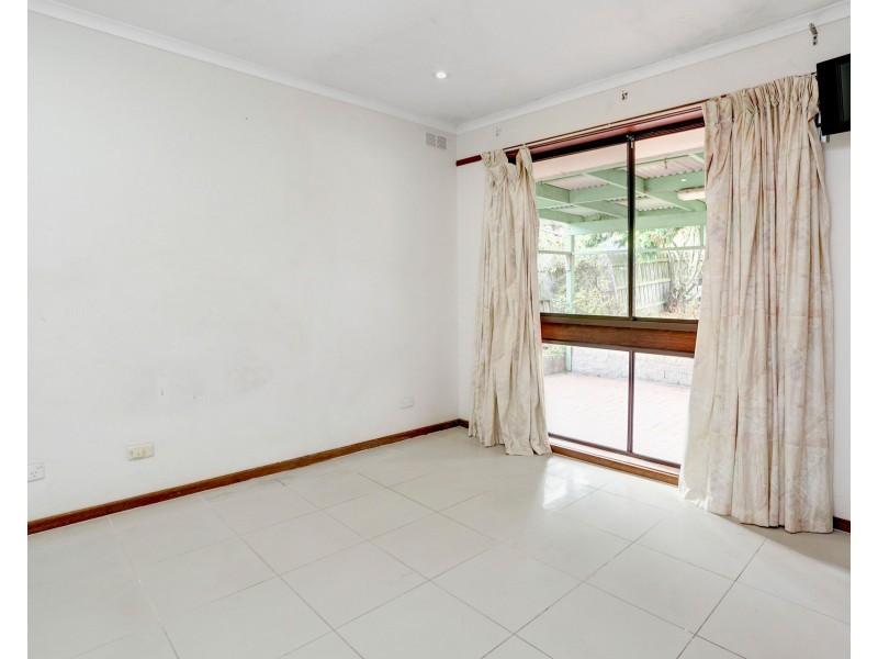 119 Eighth Avenue, Rosebud VIC 3939