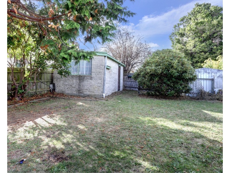 119 Eighth Avenue, Rosebud VIC 3939