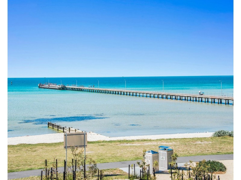 119 Eighth Avenue, Rosebud VIC 3939